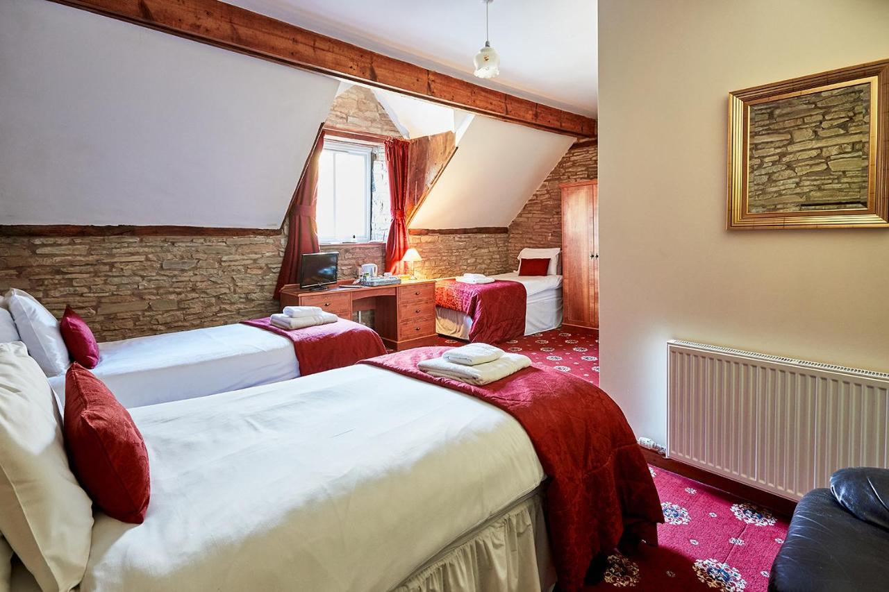 Отель The Bateman Arms At Shobdon Экстерьер фото